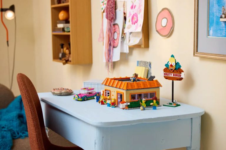 LEGO x The Simpsons: Krusty Burger